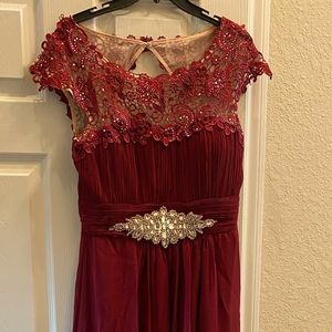 Beautiful,Burgundy bridesmaid dress.No alterations